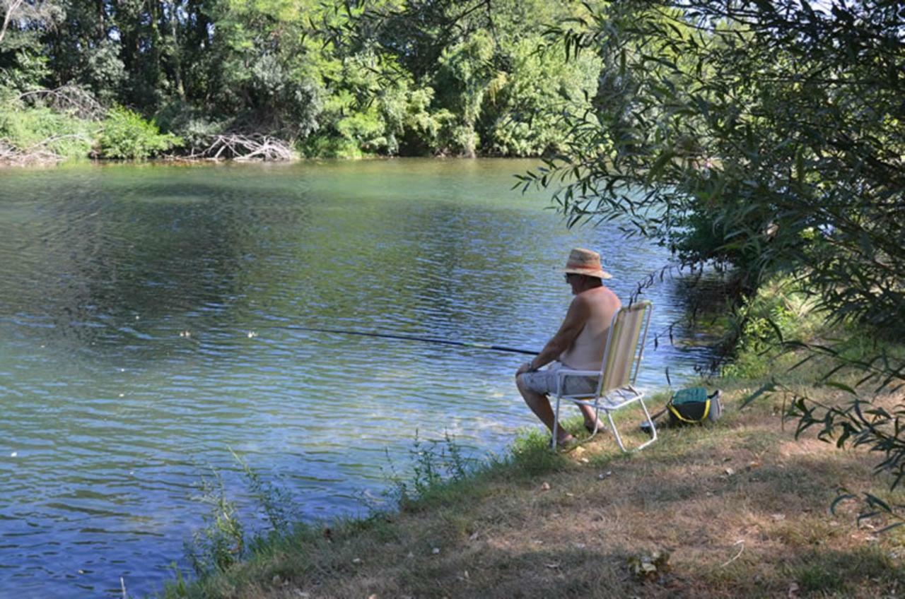 Camping Le Chassezac Sampzon Exteriér fotografie